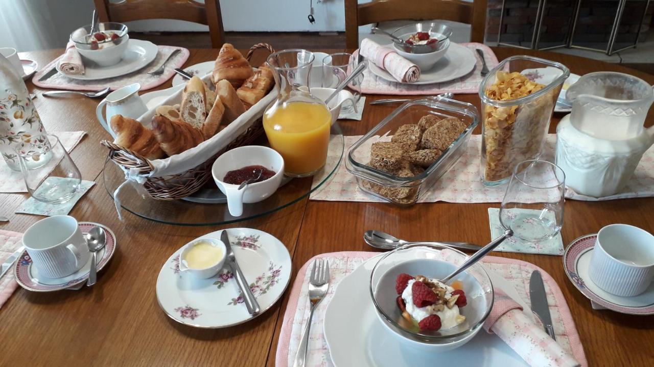 La Maison Bourgeoise Saint-Priest-des-Champs Екстериор снимка